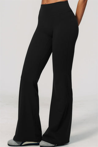 The Zura Sports Bra Flared Leggings 2-Piece Set