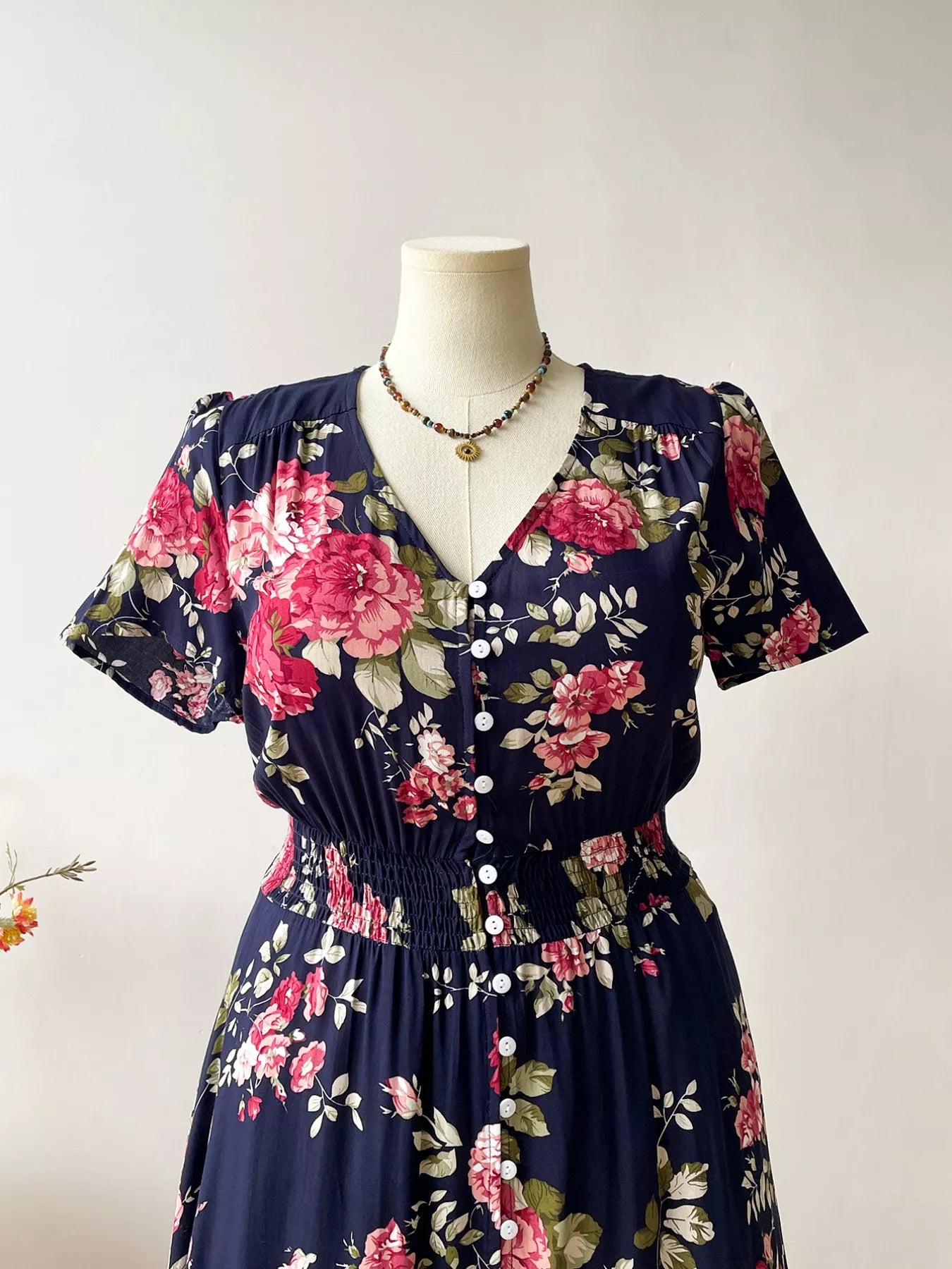 Plus Size Floral Print Short Sleeves V-Neck Dress - Glamourous Grace