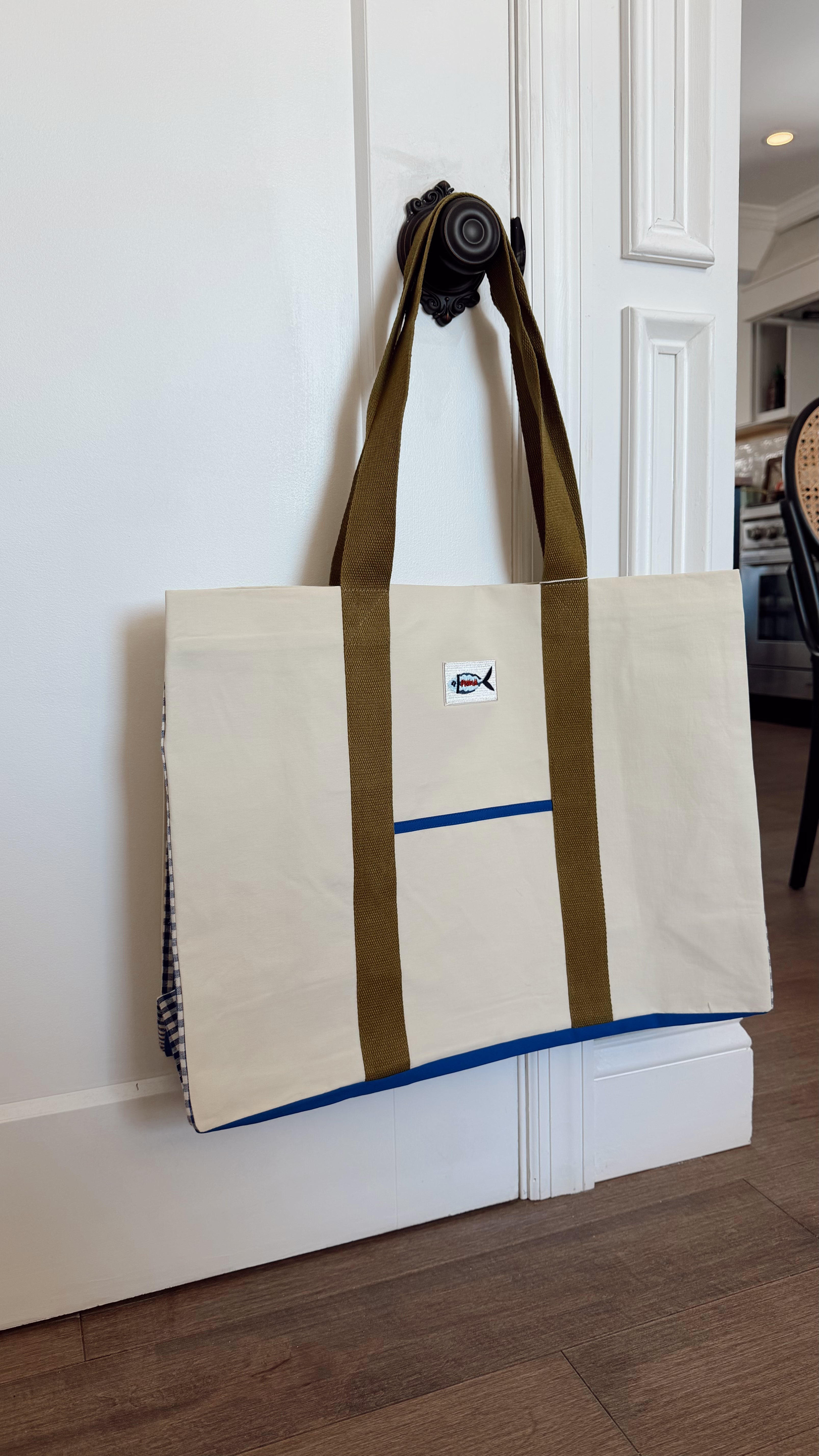 Lyra Tote Bag
