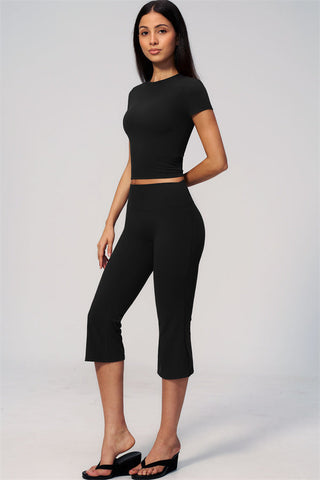The Zura Capri Leggings