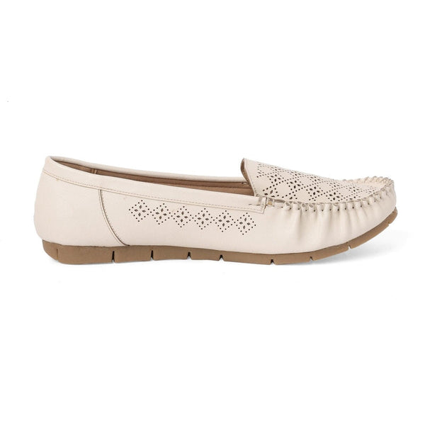 Aveline - Cream Loafers - Glamourous Grace