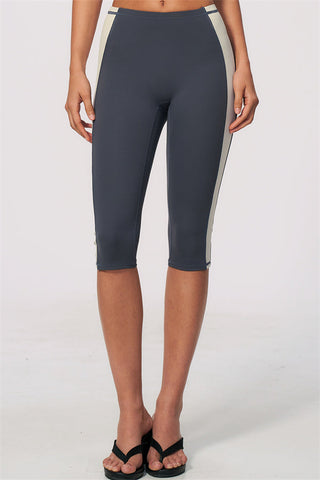 The Sandstone T-shirt Capri Leggings 2-Piece Set