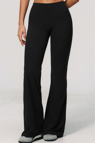 The Zura Sports Bra Flared Leggings 2-Piece Set