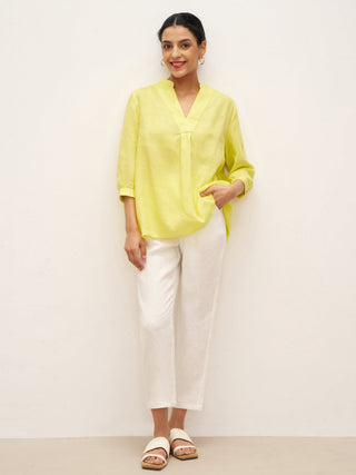 LINTICO Joanna 100% linen dress shirt, stylish blouse with a relaxed fit, featuring natural linen fabric and classic design.