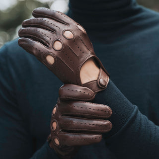 Mario (brown) - Italian lambskin leather driving gloves - Glamourous Grace