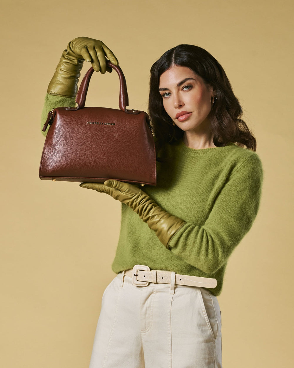 Zita (brown) - Italian calf leather women's handbag (with shoulder strap) - Glamourous Grace