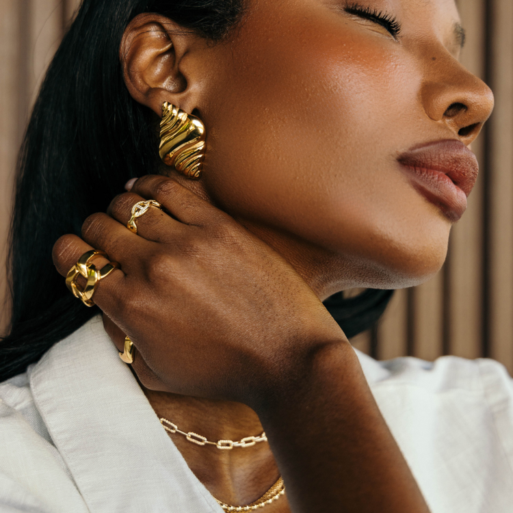 Luliana Shell Earring