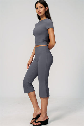 The Zura T-shirt Capri Leggings 2-Piece Set