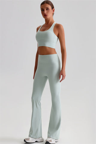 The Brave Sports Bra Flared Leggings 2-Piece Set