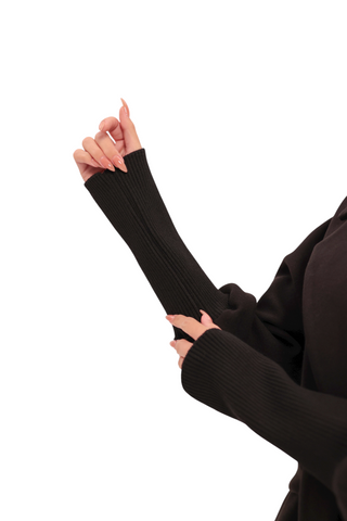 Miru Cashmere Wool Blend Overcoat in Black