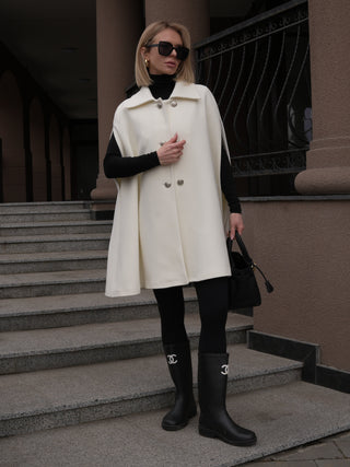 Paris Cashmere Bland Cape in Ivory