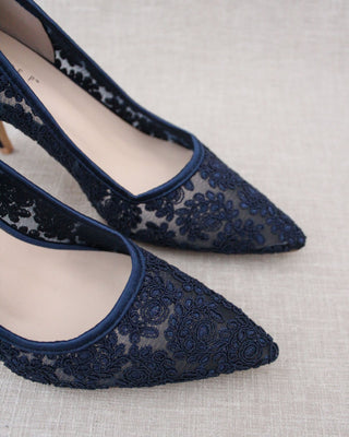 Lace Evening Pump
