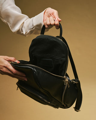 Martina (black) - Italian calf leather women's backpack - Glamourous Grace