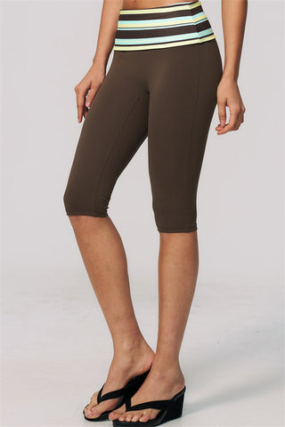 The Enliven Sports Bra Capri Leggings 2-Piece Set