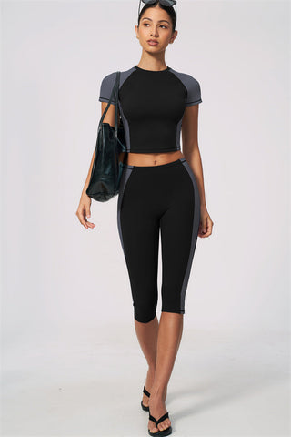 The Sandstone T-shirt Capri Leggings 2-Piece Set