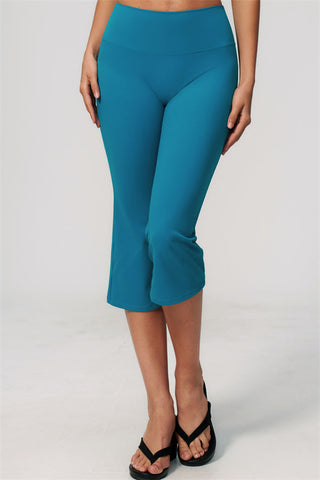 The Zura Capri Leggings