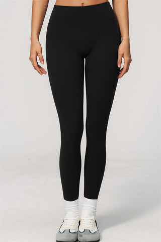 The Zura Sports Bra Leggings 2-Piece Set