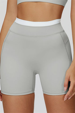 The Canyon Sports Bra Shorts 2-Piece Set