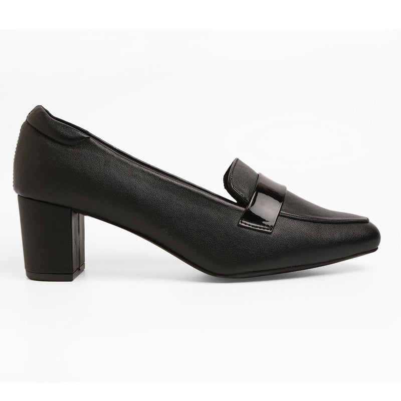 Virelia- Black Pumps - Glamourous Grace