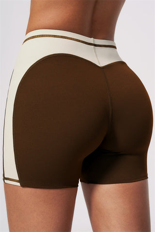 The Sandstone T-shirt Shorts 2-Piece Set