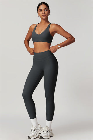 The Enigma Sports Bra Leggings 2-Piece Set