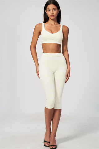 The Amara Capri Leggings