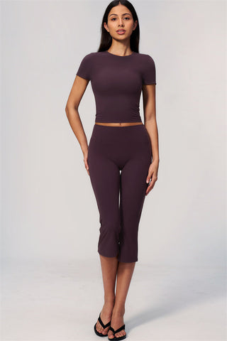 The Zura T-shirt Capri Leggings 2-Piece Set