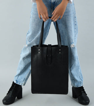 Ebony Elegance Leather Tote - Glamourous Grace