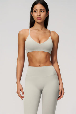 The Zura Sports Bra Capri Leggings 2-Piece Set
