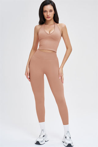 The Whim Sports Bra Leggings 2-Piece Set