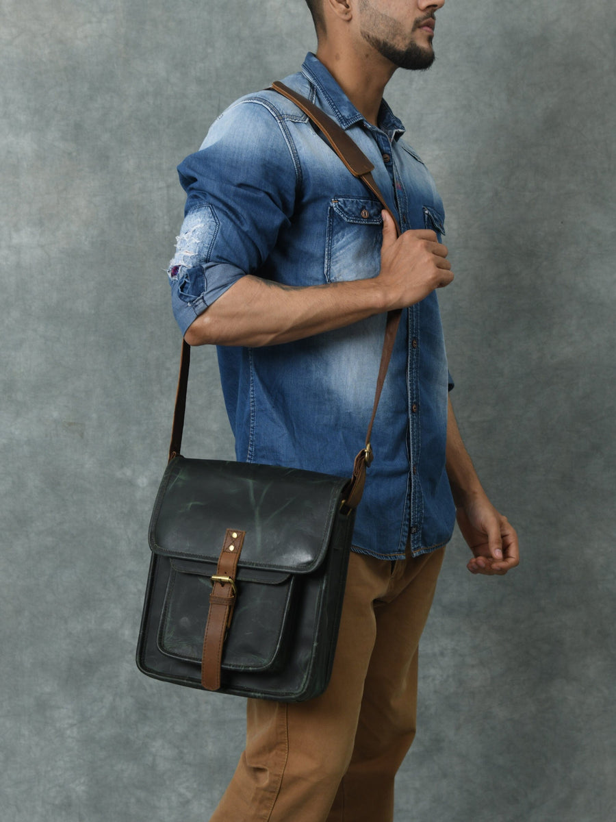 Daily Companion Messenger Bag - Glamourous Grace