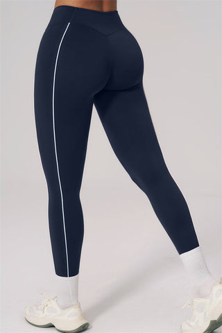 The Clarity Contour Line Sports Bra Leggings 2-Piece Set