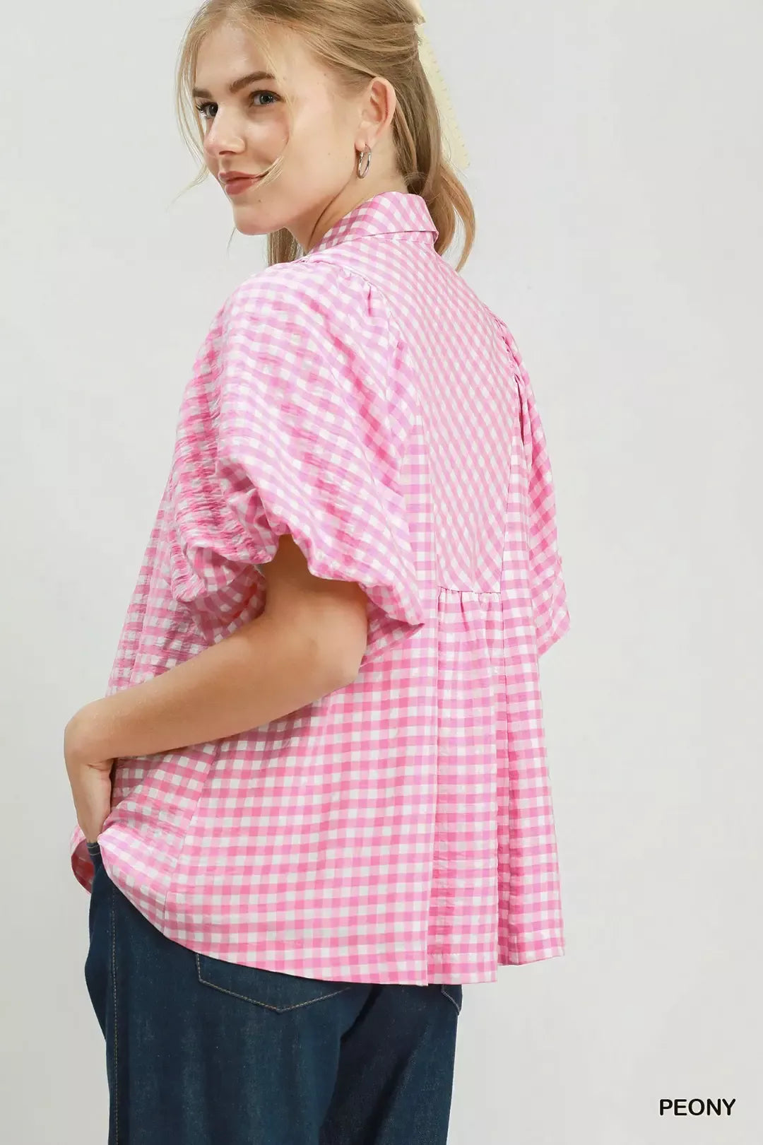 Umgee Smocked Yoke Puff Sleeve Gingham Blouse in Peony - Glamourous Grace
