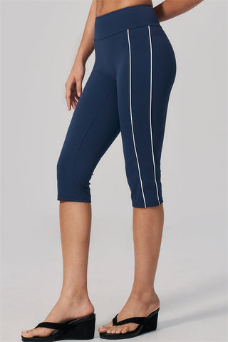 The Breathe T-shirt Capri Leggings 2-Piece Set