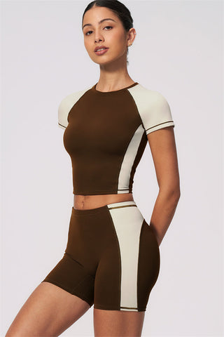 The Sandstone T-shirt Shorts 2-Piece Set