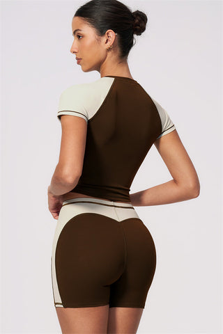 The Sandstone T-shirt Shorts 2-Piece Set