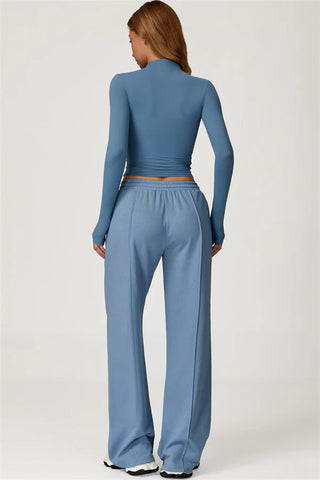 The Motion Crop Top Sweatpants 2-Piece Set