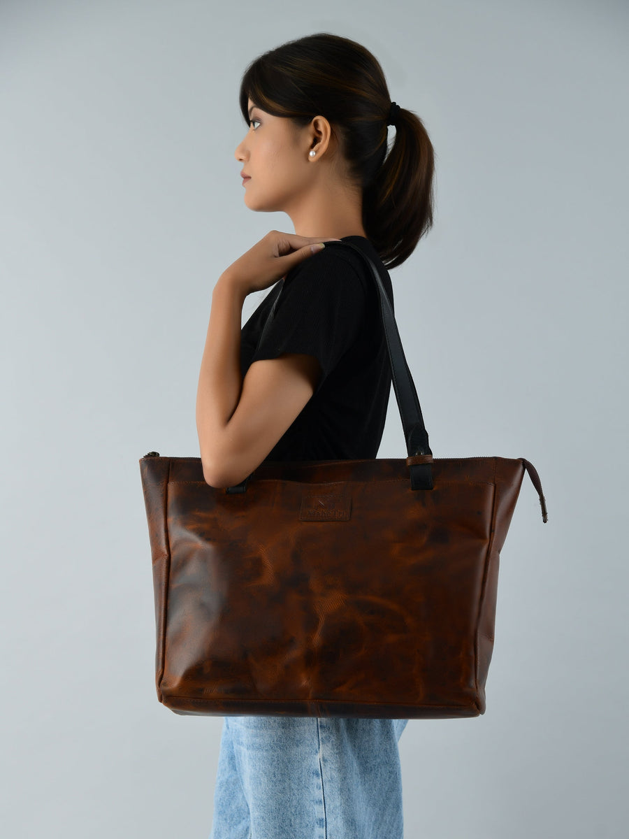 Portland Leather Tote with Zipper - Glamourous Grace