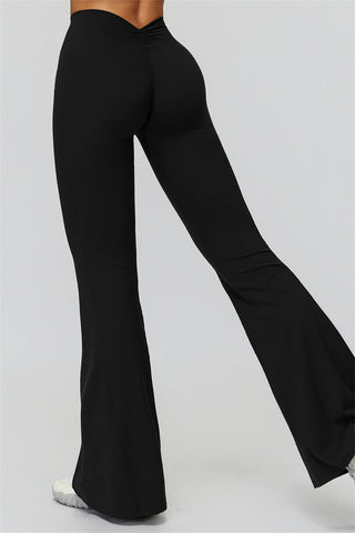 The Fyra Crop Tank Flared Leggings 2-Piece Set
