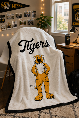 SC - ETA 10/29-11/12 Truman Tiger Blanket©