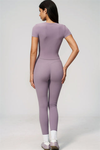 The Zura T-shirt Leggings 2-Piece Set