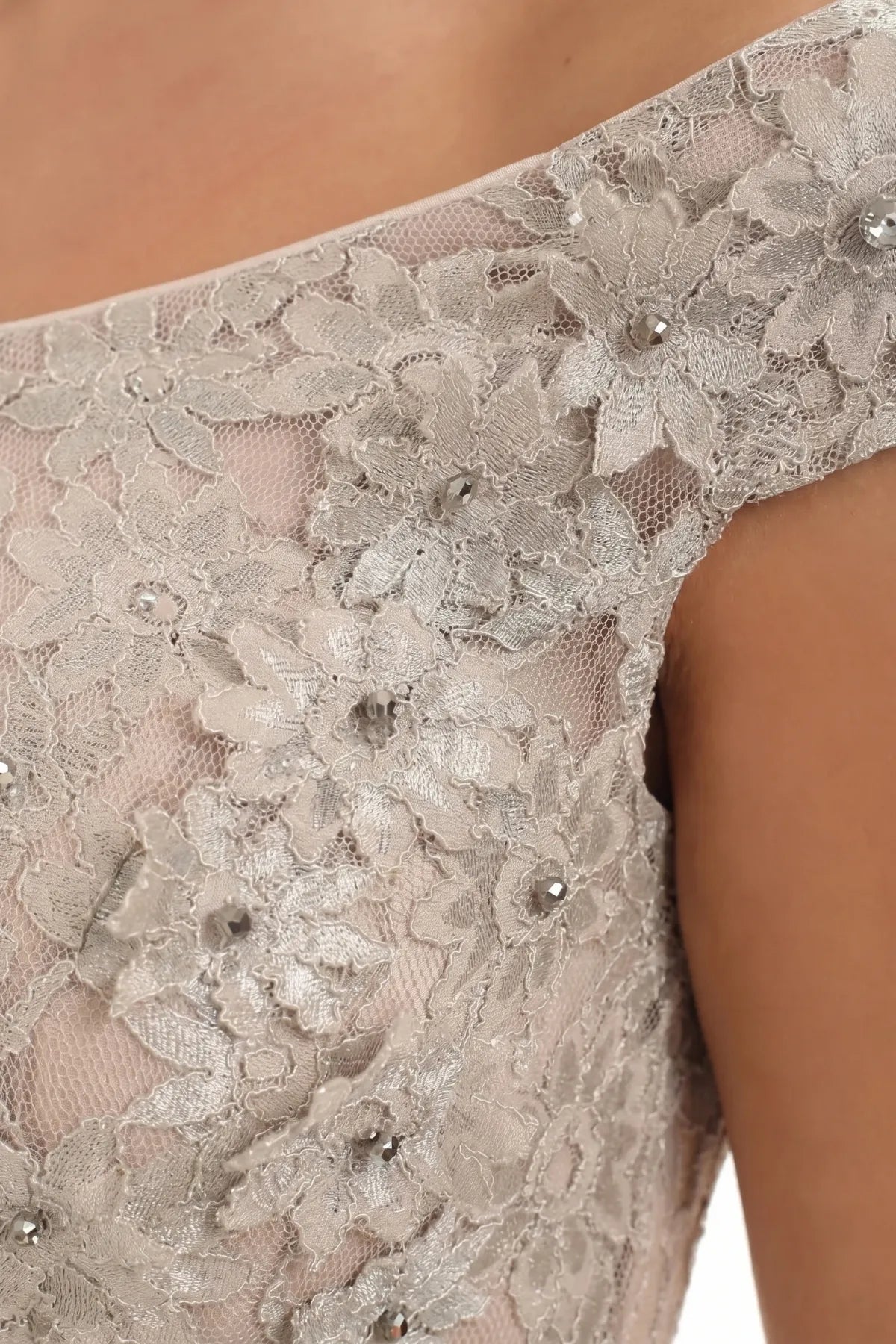 Beige Maxi Lace Gown, Bruna