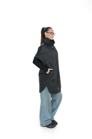 Emery Relaxed Fit Vest in Black