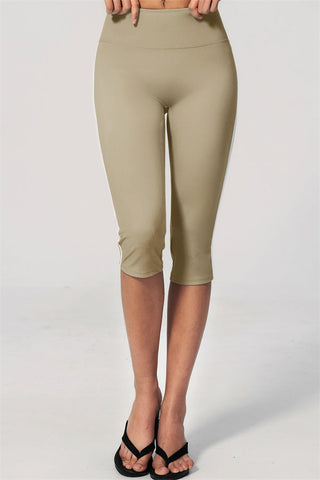 The Onyx Capri Leggings