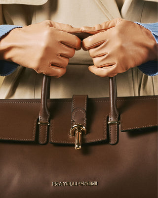Oriana (brown) - Italian calf leather women's handbag (with shoulder strap) - Glamourous Grace