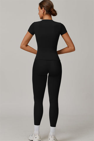 The Oasis T-shirt Leggings 2-Piece Set