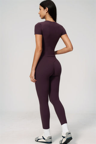 The Zura T-shirt Leggings 2-Piece Set
