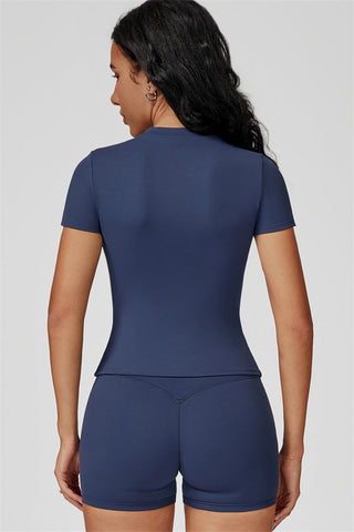The Oasis T-shirt Shorts 2-Piece Set