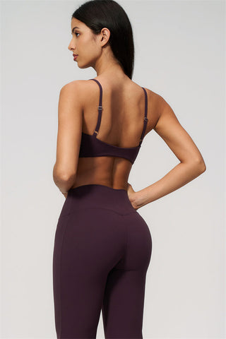 The Zura Sports Bra Capri Leggings 2-Piece Set