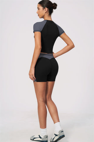The Sandstone T-shirt Shorts 2-Piece Set